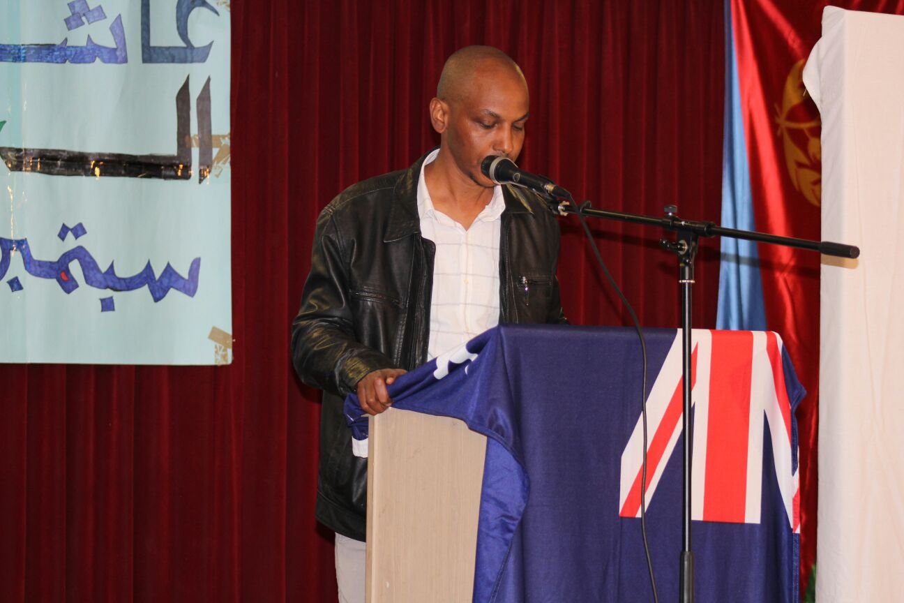 الاستاذ / عثمان حمد أحمد عضو المجلس الوطني لمجينة بيرث